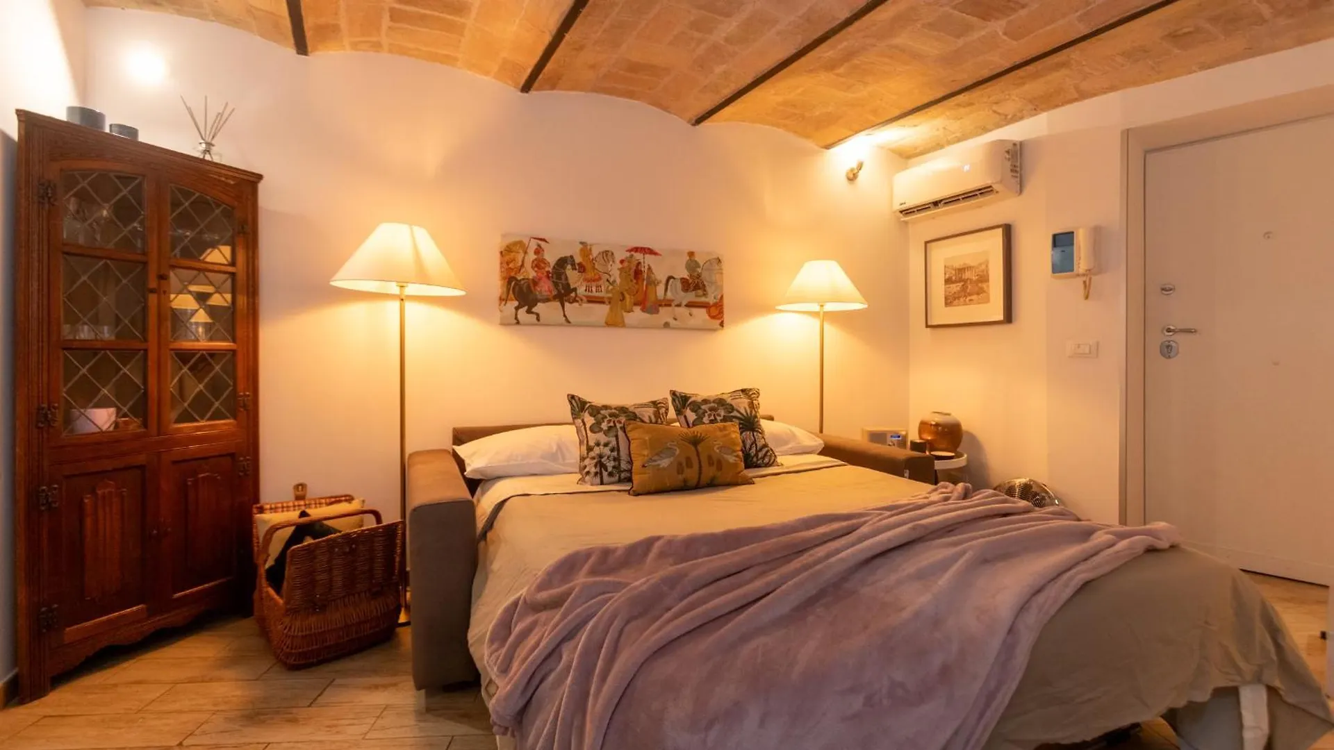 La Dolce Vita Luxury Apartment Rome 0*,  Italy